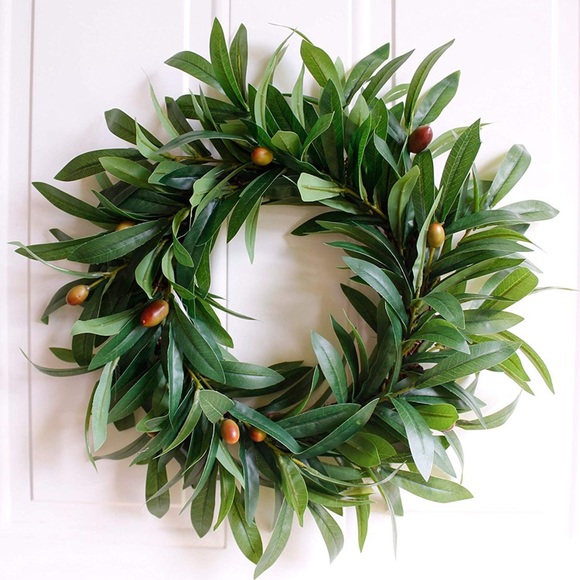 Other - NWOT Olive Wreath